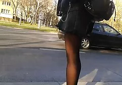 MILF am Pool posieren und ficken private real porn