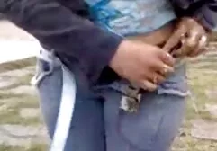 Zwei echte privatpornos junge Mädchen nehmen ein Sonnenbad am Strand!